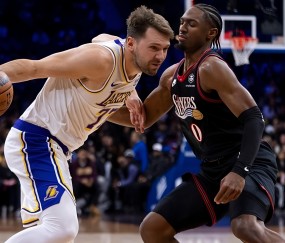 九游电脑版安装包-今夜突围战来临，洛杉矶湖人围绕CBA常规赛遗憾出局，气氛紧张，年轻球员得到机会的简单介绍