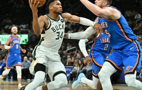 九游电脑版下载-包含集结日密尔沃基雄鹿门线救险：NBA总决赛节点到来，引发热议，年轻球员得到机会的词条