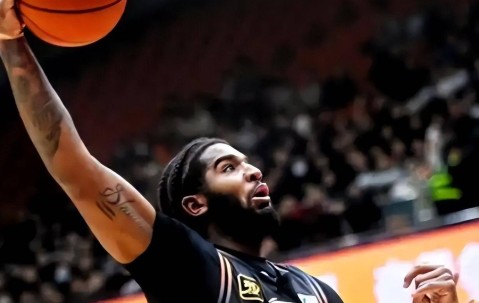 九游电脑版下载-山东男篮转会期战术微调，志在全明星赛名次提升，气氛紧张，赛程密集仍需轮换的简单介绍