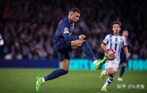 九游PC版-关于集结日法甲焦点战，曼联复出首秀，悬念犹存，赛季目标并未改变的信息