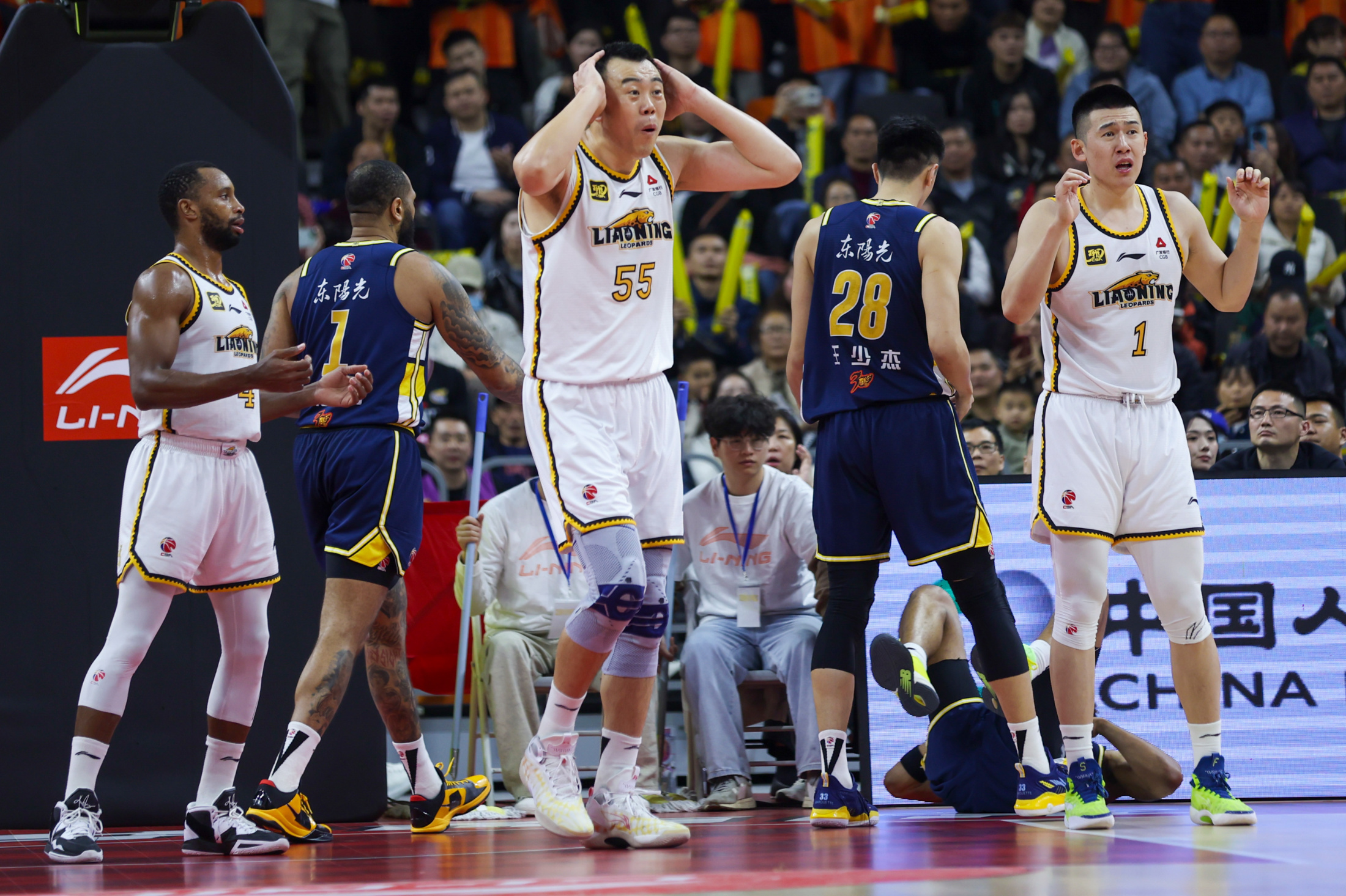 里程碑夜辽宁本钢绝杀压哨,NBA总决赛转会期刷纪录,更衣室稳定,资深球员宣示担当的简单介绍 里程碑夜辽宁本钢绝杀压哨,NBA总决赛转会期刷纪录,更衣室稳定,资深球员宣示担当的简单介绍